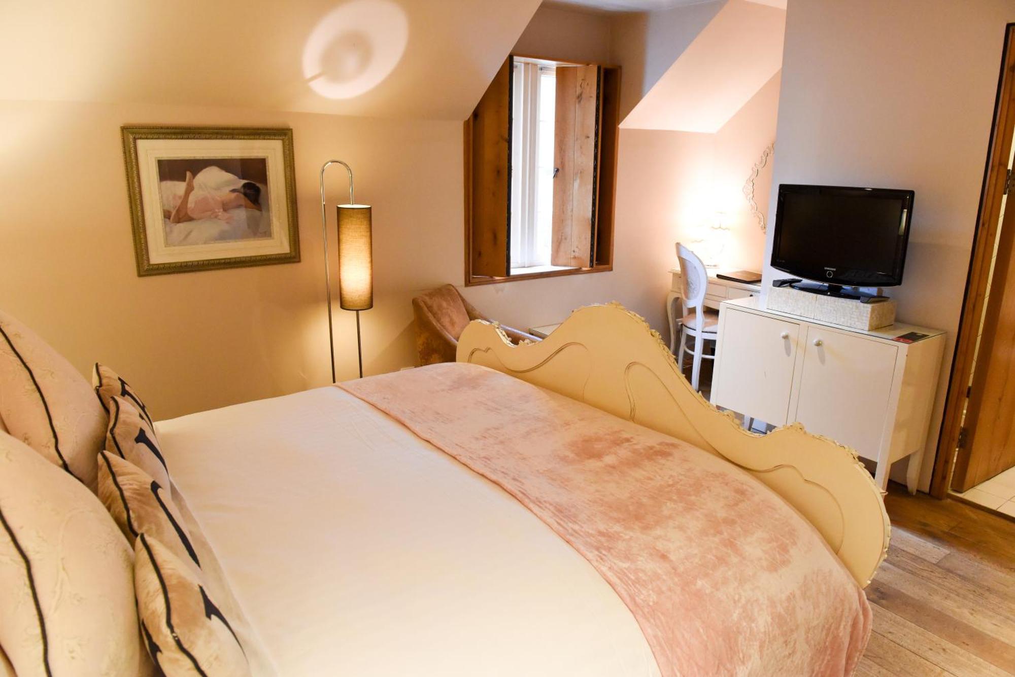 Glenskirlie Castle Hotel Banknock Bagian luar foto