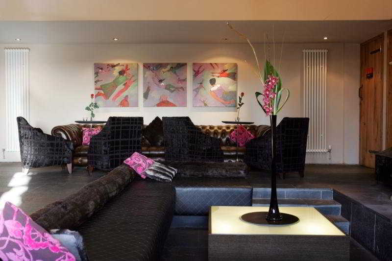 Glenskirlie Castle Hotel Banknock Bagian luar foto