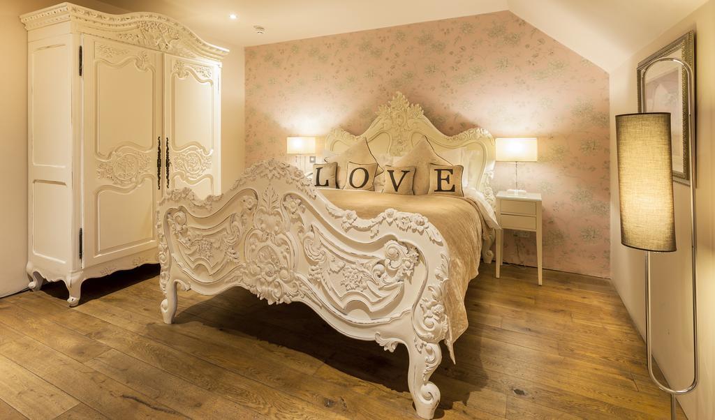 Glenskirlie Castle Hotel Banknock Bagian luar foto