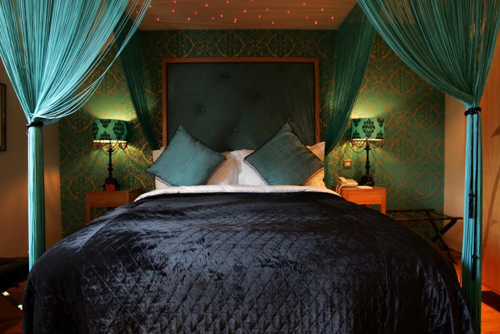 Glenskirlie Castle Hotel Banknock Bagian luar foto